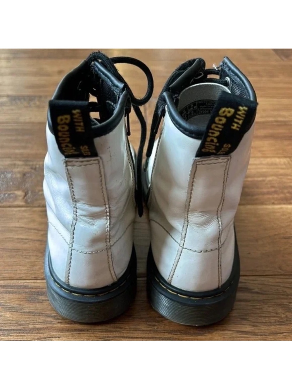 Dr. Martens Docs 1460 8 Eye Lace Up Boots White Leather Inside Zip Womens Size 6 - Picture 9 of 11